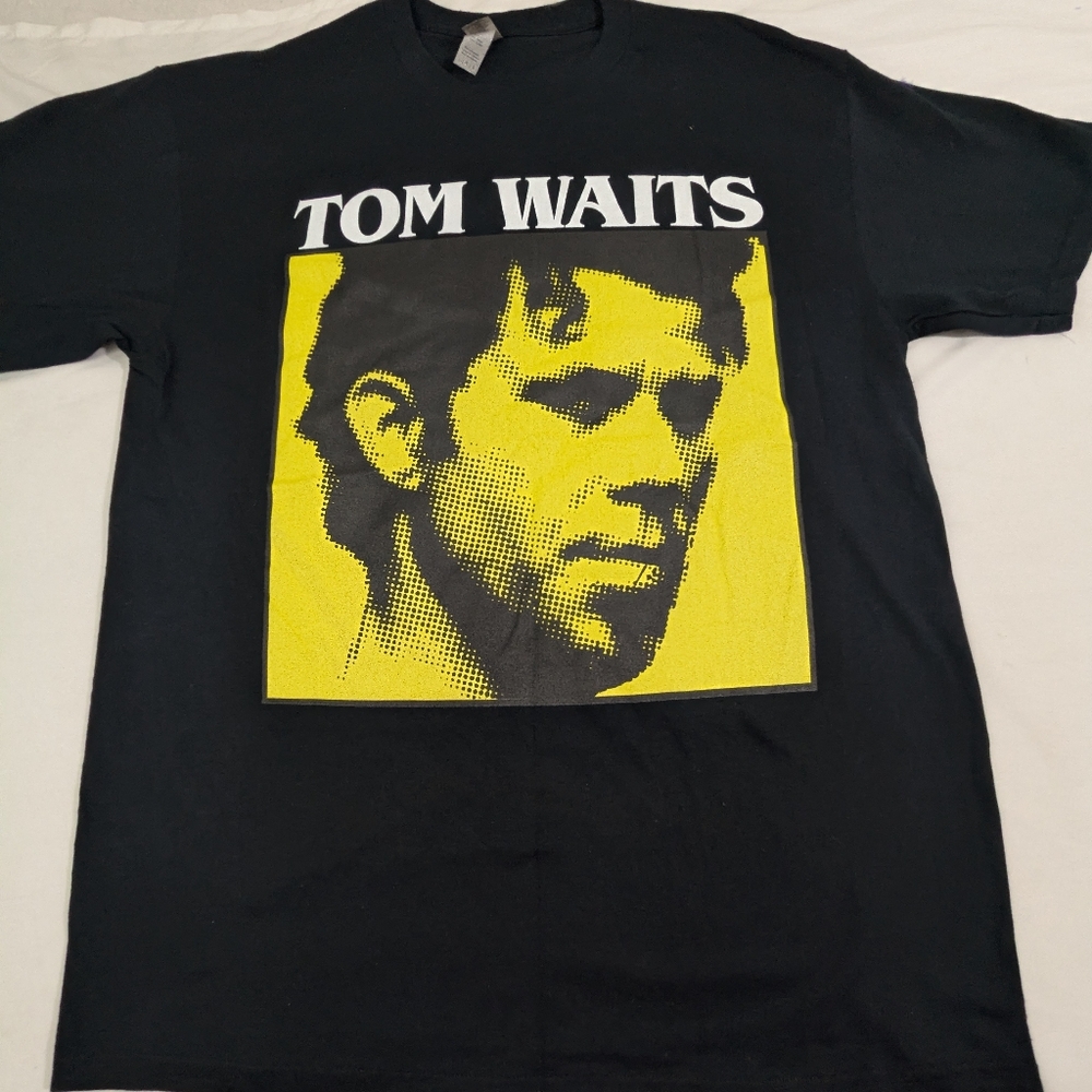 Tom Waits Men's Black Tshirt With Yellow Graphics Size Large